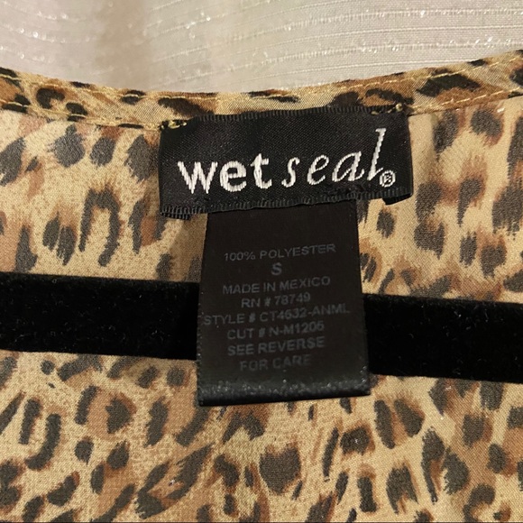 Cheetah Print Sheer Blouse - Picture 3 of 3